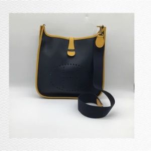 Vintage GM Hermes Evelyne Iconic Messenger-style Leather Bag. Navy and Yellow